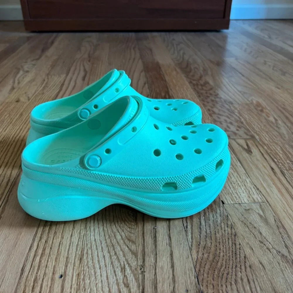 Mint Green Crocs Classic Bae Platform Clog Women's Size 8 - Picture 4 of 5